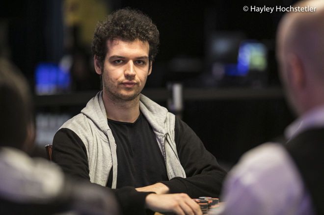 Michael Addamo är på det igen; Leder CPP Main Event Day 1 på partypoker